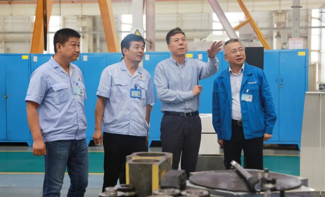 嚴鑒鉑董事長深入秦川機床本部一線調(diào)研指導(dǎo)工作