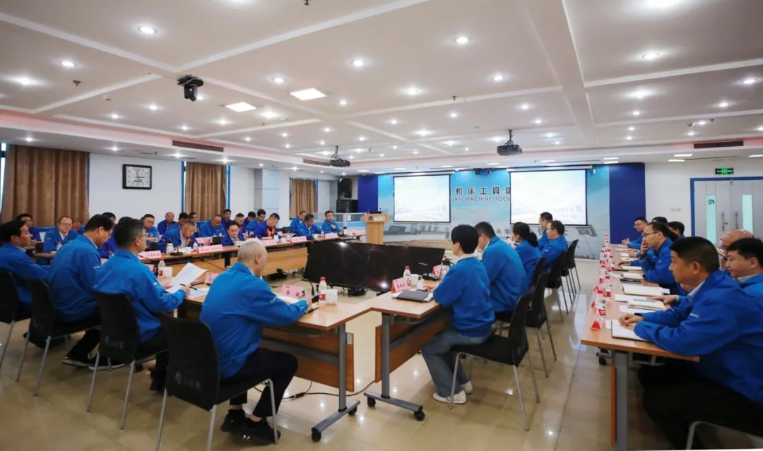 【集團(tuán)資訊】秦川集團(tuán)召開2024年一季度經(jīng)營(yíng)工作分析會(huì)