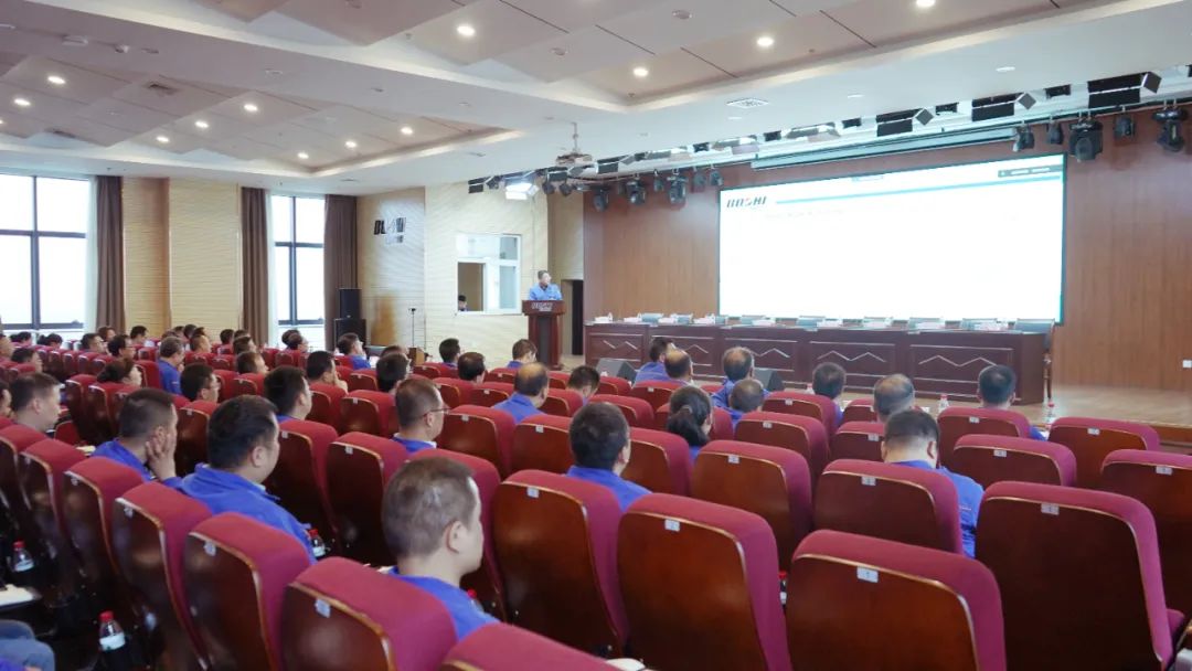 【寶雞機(jī)床】召開生產(chǎn)經(jīng)營(yíng)月度例會(huì)