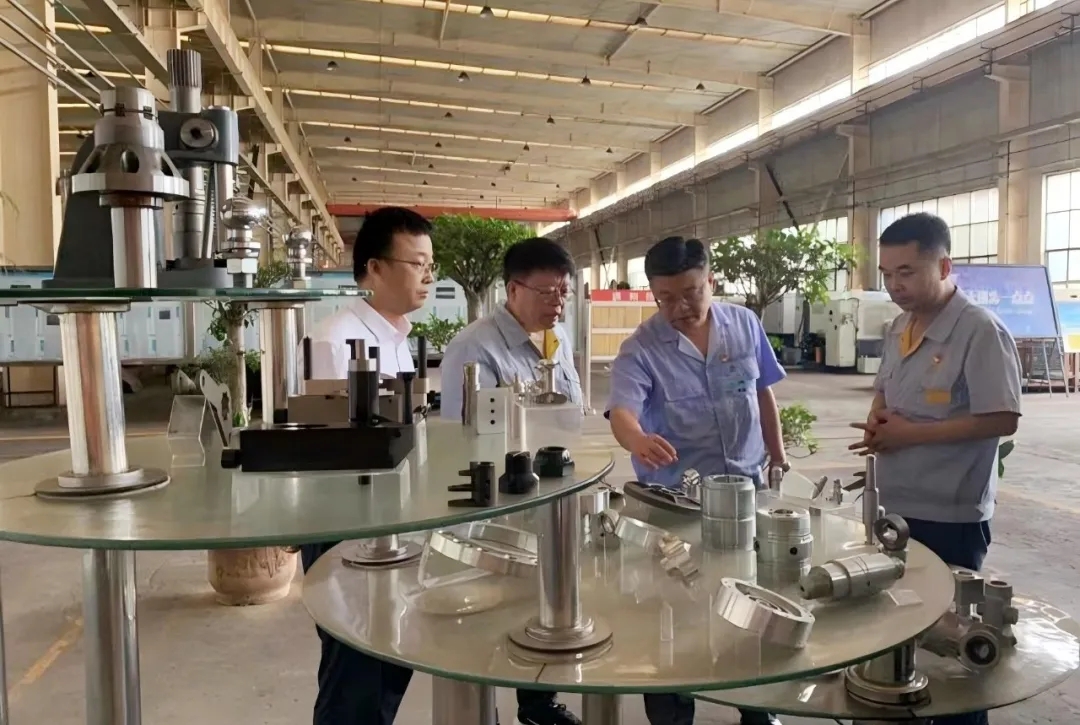 【集團(tuán)資訊】馬旭耀董事長(zhǎng)調(diào)研零件公司、關(guān)中工具公司